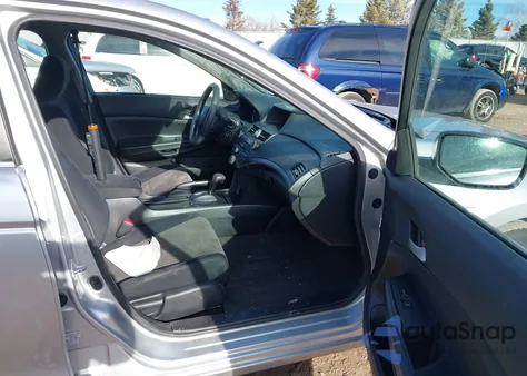 2010 Honda Accord 2.4 Lx-P z USA, uszkodzony, nr VIN 1HGCP2F47AA096124